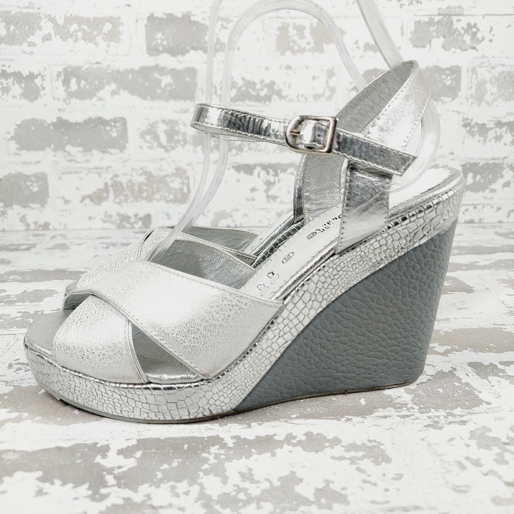 Bon Bonite Leather Cross Strap Metallic Silver/grey Wedge Sandals M905